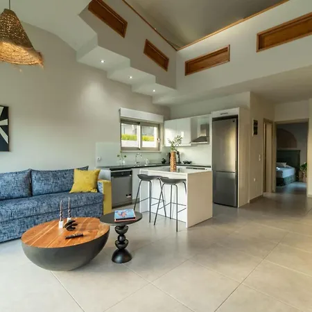 Jarko Luxury Apartamento Argoulidhés